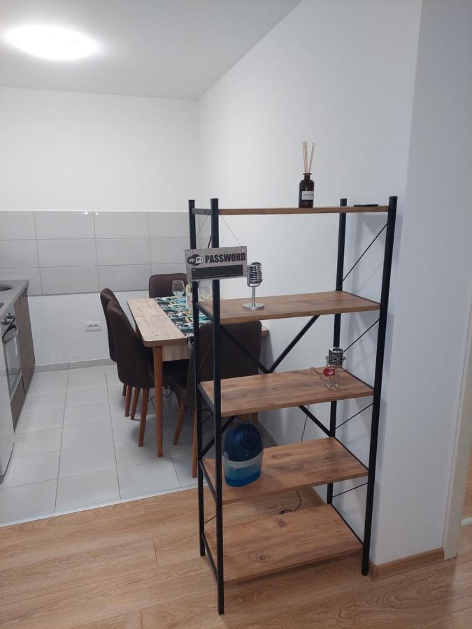 Apartman Muzika Ягодина Екстер'єр фото