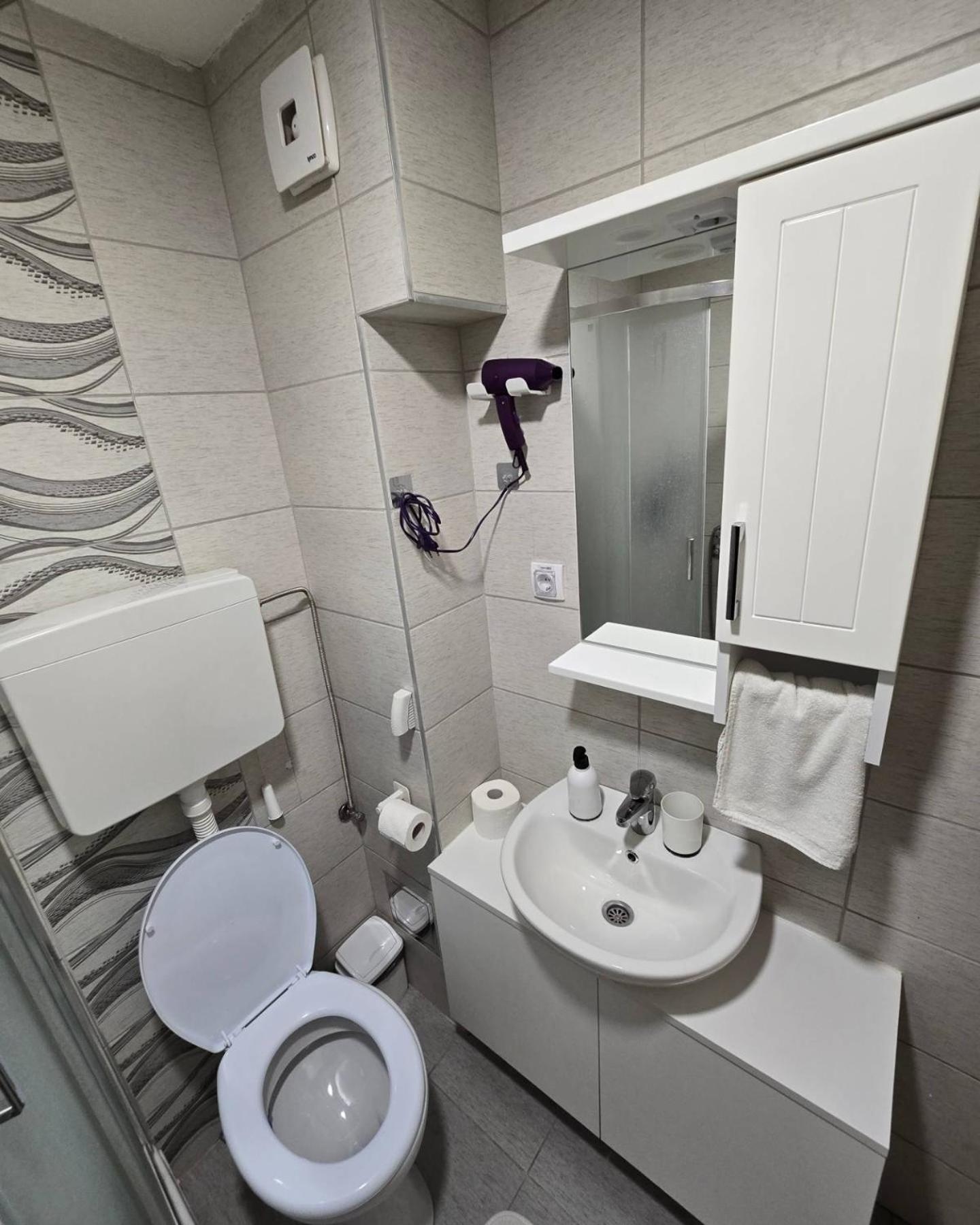 Apartman Muzika Ягодина Екстер'єр фото