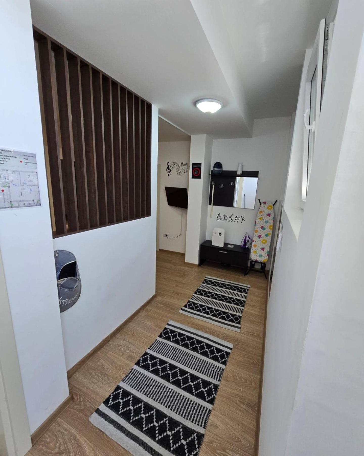 Apartman Muzika Ягодина Екстер'єр фото
